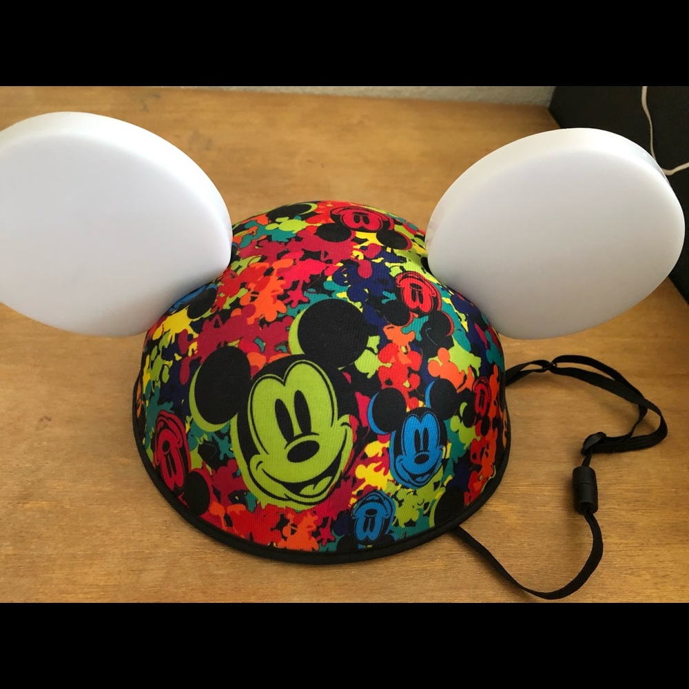 Disney Parks Earhat- Glow with the show